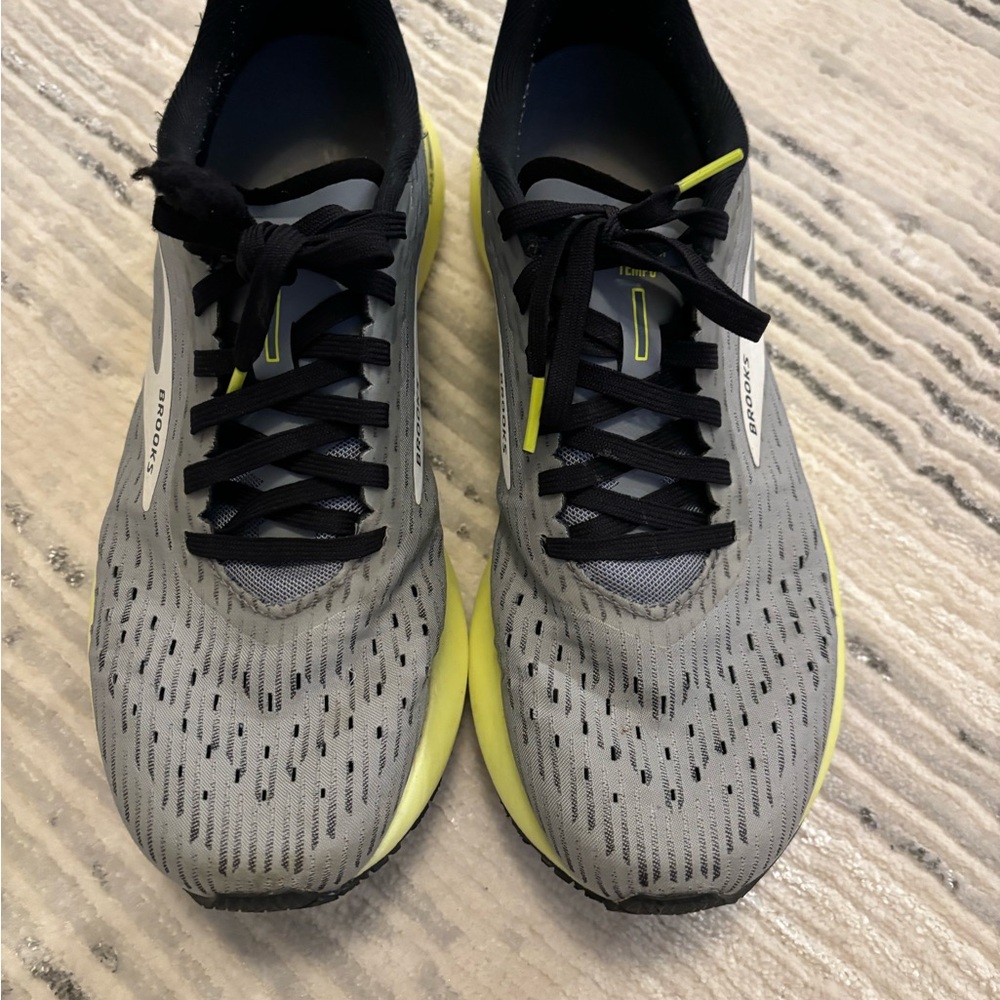 Brooks Hyperion Tempo Running Shoes - Picture 6 of 6